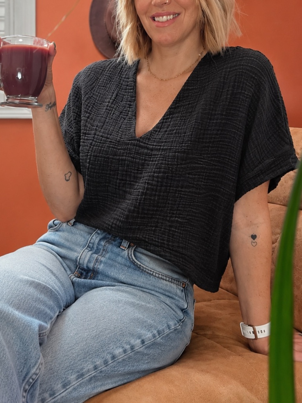 Ikikiz Pokoloko Crinkle Crop Top One Size Black Quiet Money Shirt AA